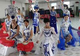 Ϧ�(y��ng)֮�������`�ţ����໨���^�����ƪ