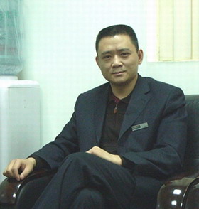 浪鯨潔具副總經理梁欽