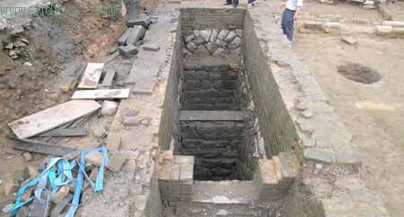 專家估計,這些深坑是貢院存放試卷的地方