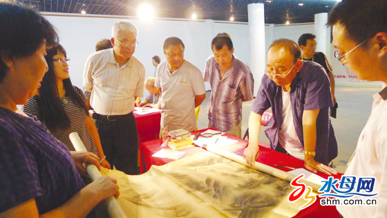 ���������b������