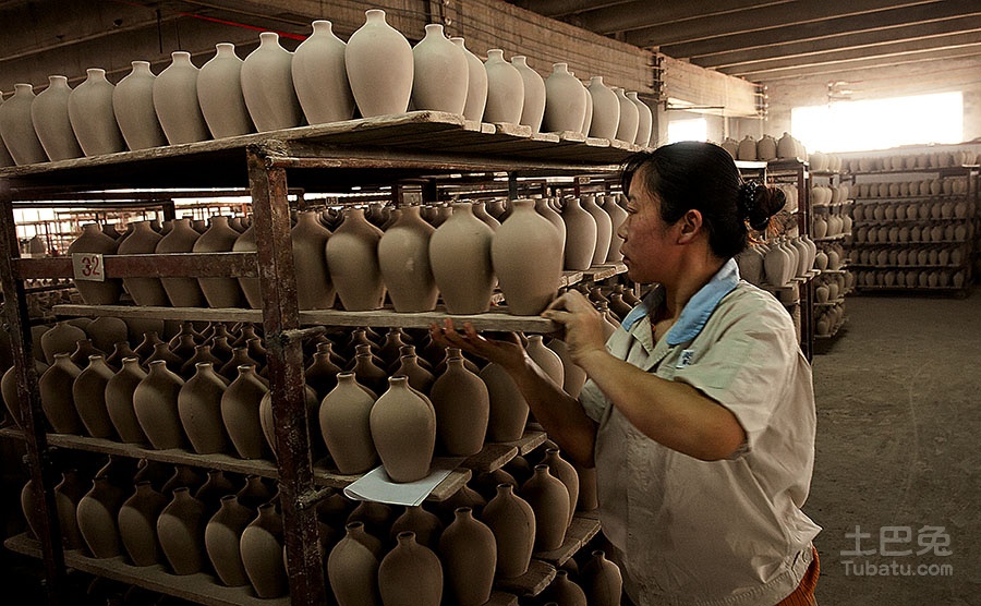 雙重高壓 夾江陶企授信額度最高超4千萬(wàn) 2012314831298183.jpg