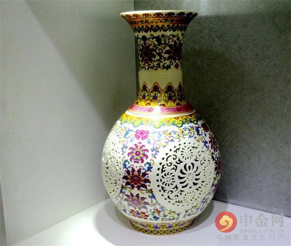 上海文交所(景德鎮(zhèn))陶瓷藝術(shù)品交易中心開業(yè) 上海文交所(景德鎮(zhèn))陶瓷藝術(shù)品交易中心開業(yè)