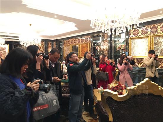 ����ý�w���Ѿ۽����A�մ�չ�d