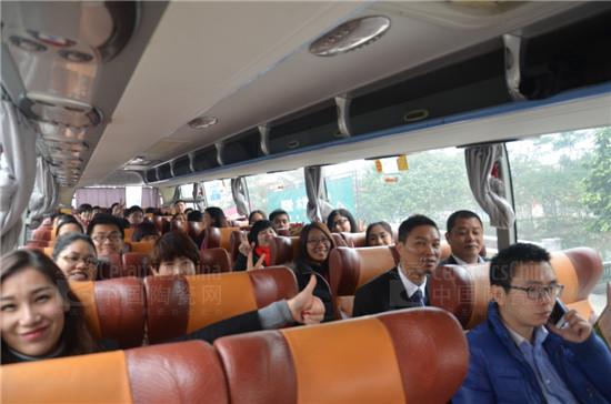 ���S;����Ӱ