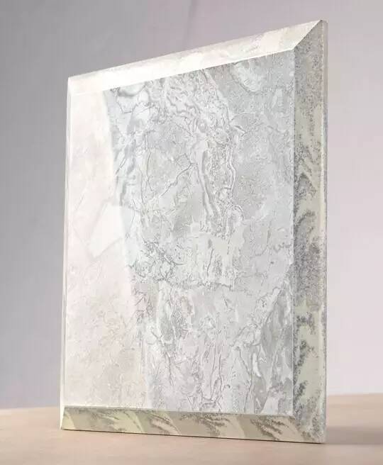 冠珠天然石瓷磚獲中意陶瓷設(shè)計(jì)大賽優(yōu)秀獎(jiǎng)