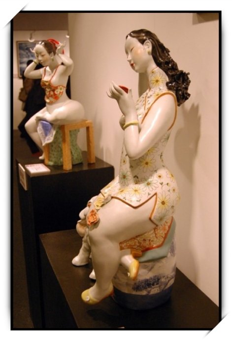 【圖文音】現(xiàn)代仕女瓷器作品欣賞