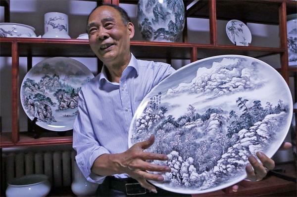 �մɴ󎟆�ϣ���״΅�չˇ����(hu��)