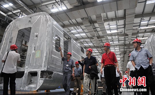 �S����?c��)���܇��ɽ��˾���^��  ������ӛ�� ����� �z