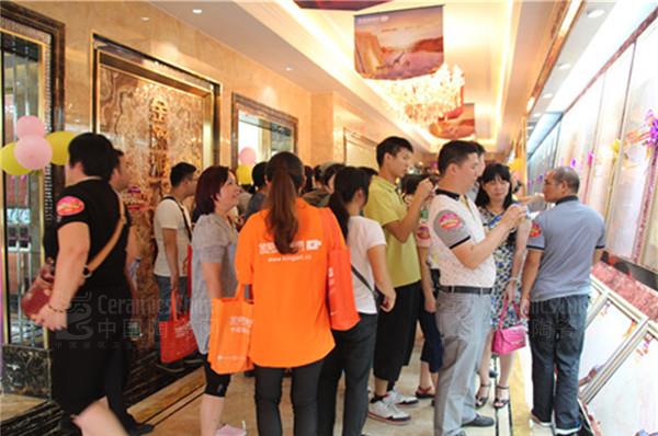 �������ļ��˵Ľ�W�ŽK�˻��(d��ng)�F(xi��n)��(ch��ng)