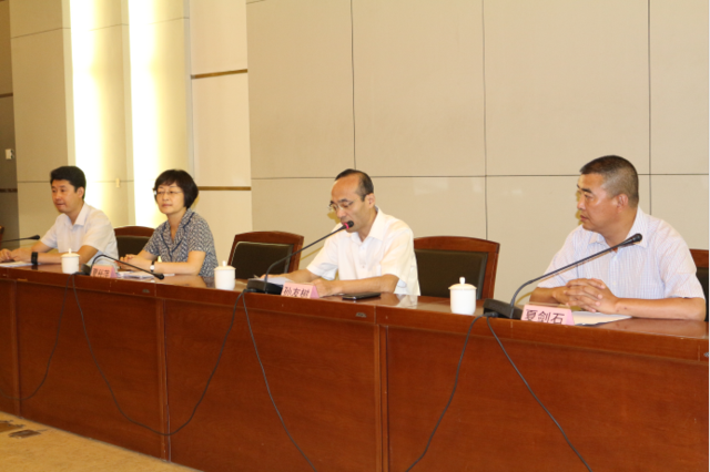 ��ʮ�Ō���ɽ�Ї��մɲ��[��(hu��)���l(f��)����(hu��)���_